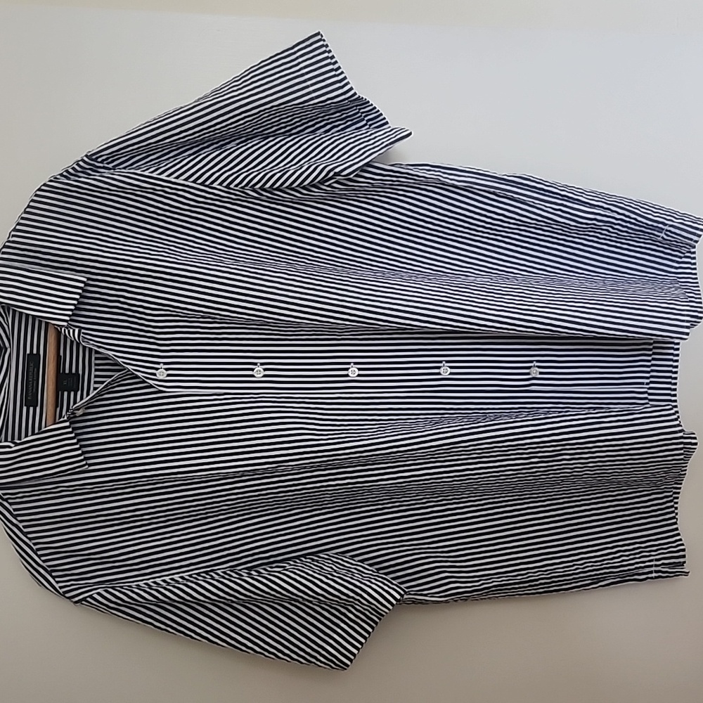 NWT Banana Republic Button Up